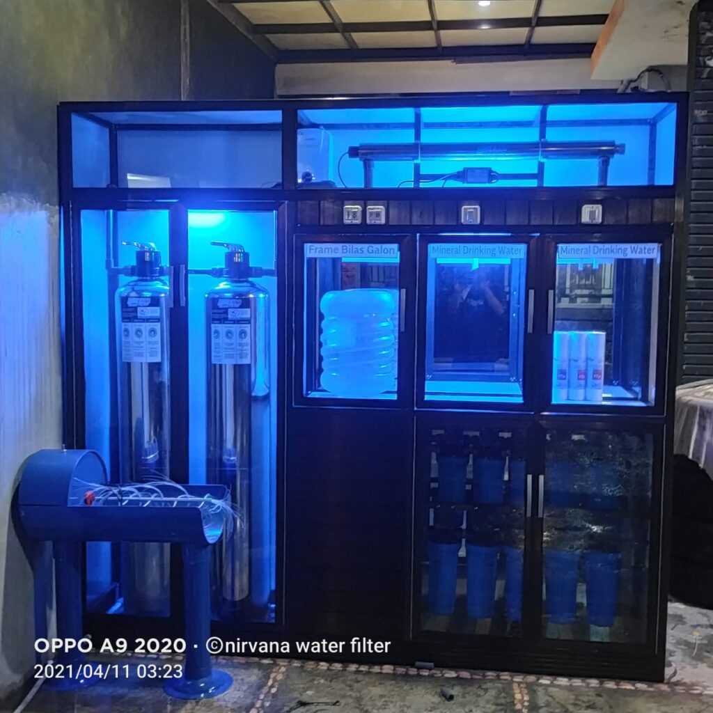 Depot Air Minum Isi Ulang ini terletak di dusun Cinet, Bulurejo, Kec. Gondangrejo, Kab. Karanganyar, Jawa Tengah 57188.