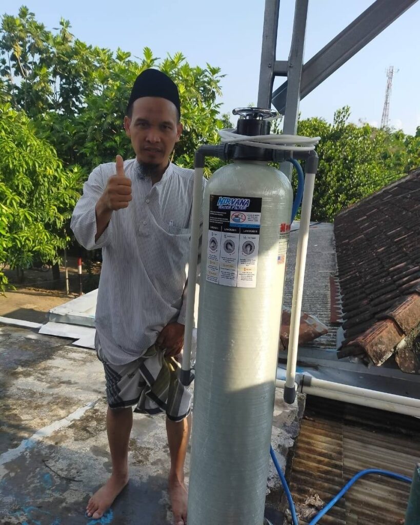 Pemasangan filter air sumur ini dilakukan untuk mengatasi masalah air berkapur type 1054 di Mushola Al Fikri. Mushola ini berada tepatnya di Kelurahan Rowosari, Kecamatan Tembalang, Kota Semarang, Jawa Tengah 50279.