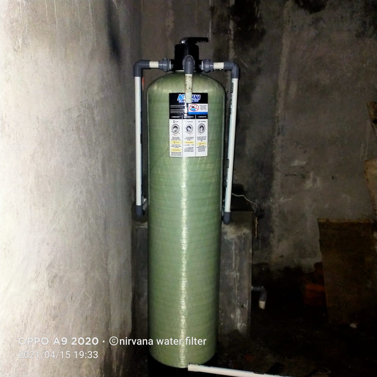 Pemasangan Filter Air menggunakan tabung ukuran 1354 yang terletak di desa Tirtonirmolo, Kasihan, Kab. Bantul, Daerah Istimewa Yogyakarta.